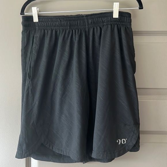 Black Athletic Shorts 90 Degree Large - Picture 1 of 1